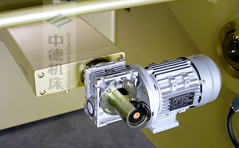 ZDS-450后檔料減速電機(jī)，質(zhì)量好，模擬運(yùn)算定位速度快.jpg